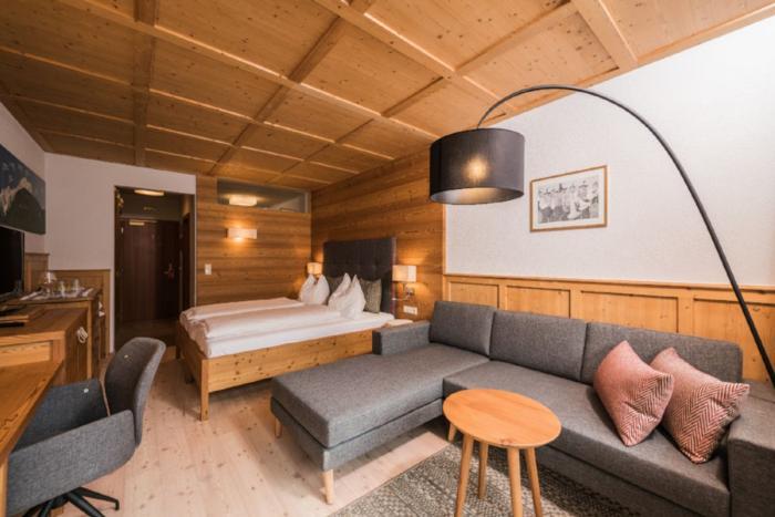 Berghotel - Sexten Room photo